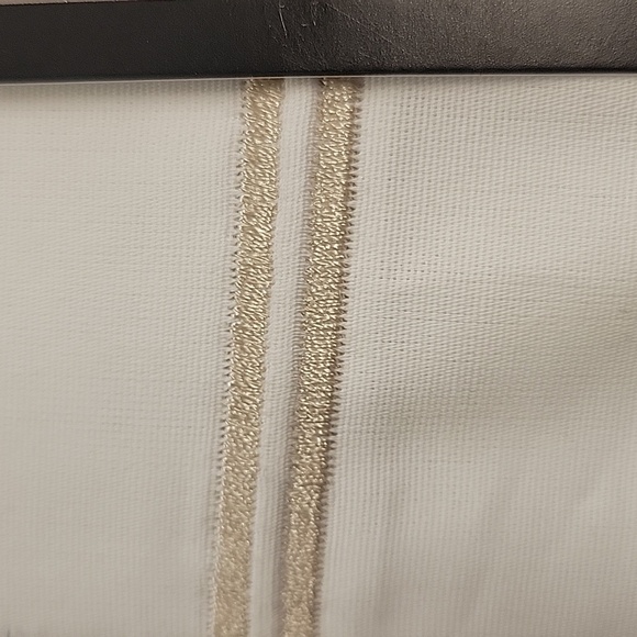 King Hotel Style Pima 300 ct Cotton Pillow Case Set of 2 in Pack - Picture 4 of 4